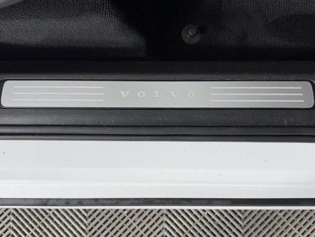 2018 Volvo XC90 Momentum