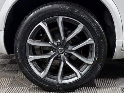 2018 Volvo XC90 Momentum