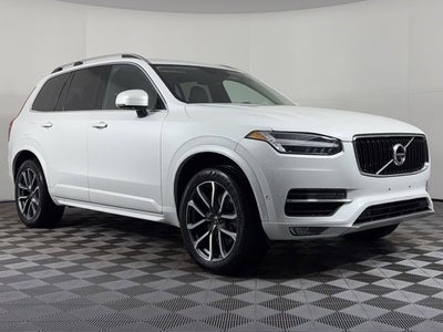 2018 Volvo XC90 Momentum